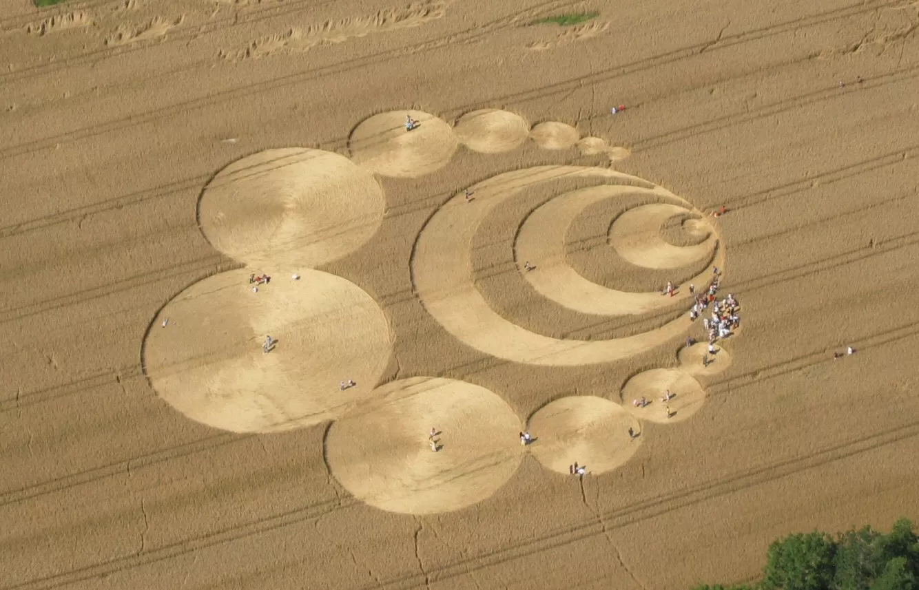 Crop Circles: Mistérios nas Plantações
